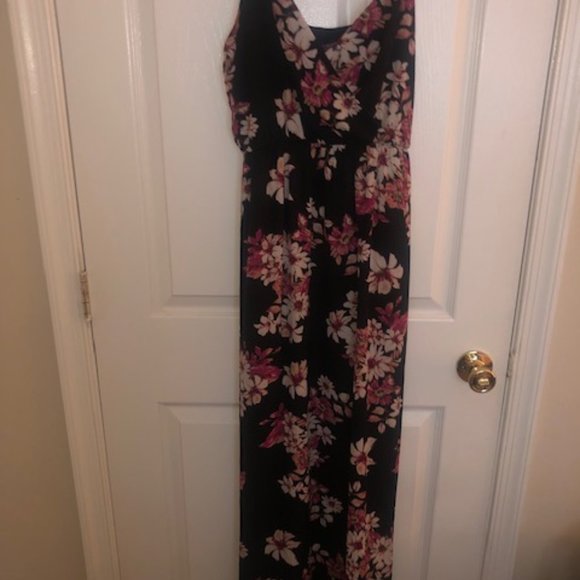 Black Maxi Dress w/ Flowers - Picture 4 of 4